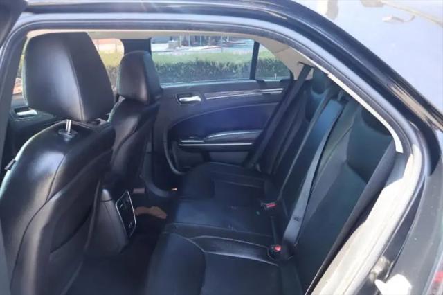 2019 Chrysler 300 Touring