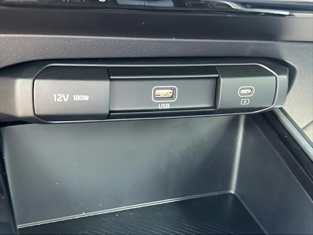 2026 Kia Niro LX