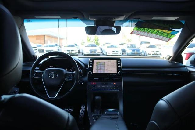 2019 Toyota Avalon Touring