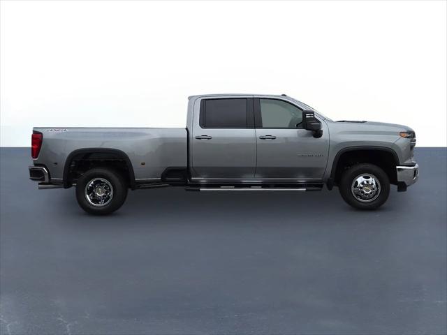 2026 Chevrolet Silverado 3500HD Crew Cab, Long Bed, LT Dual Rear Wheel, RWD