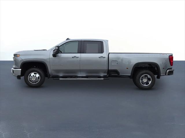 2026 Chevrolet Silverado 3500HD Crew Cab, Long Bed, LT Dual Rear Wheel, RWD