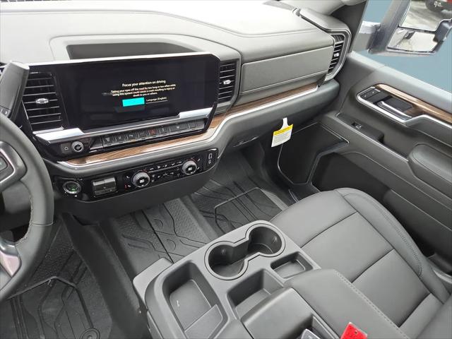2026 Chevrolet Silverado 3500HD Crew Cab, Long Bed, LT Dual Rear Wheel, RWD