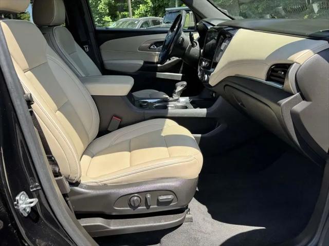 2022 Chevrolet Traverse AWD Premier