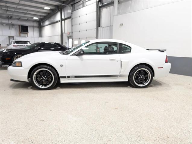 2004 Ford Mustang Mach 1