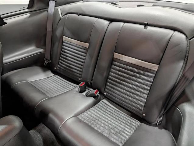 2004 Ford Mustang Mach 1