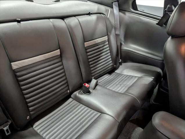 2004 Ford Mustang Mach 1