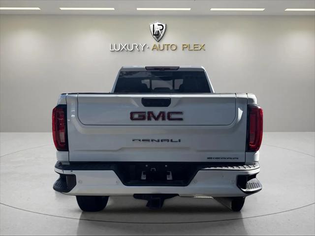 2020 GMC Sierra 2500HD 4WD Crew Cab Standard Bed Denali
