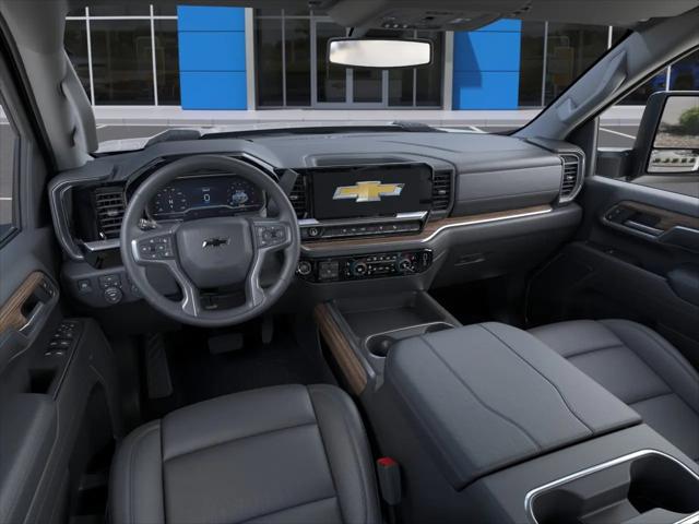 2026 Chevrolet Silverado 2500HD Crew Cab, Standard Bed, LT, 4WD
