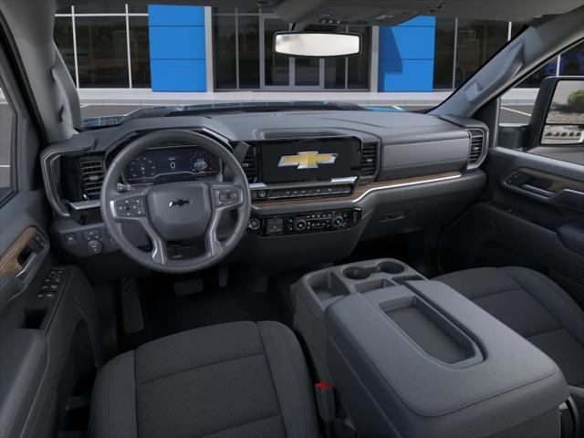 2026 Chevrolet Silverado 2500HD Crew Cab, Standard Bed, LT, 4WD
