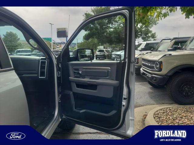 2018 Ram 1500 SLT Crew Cab 4x4 6'4" Box