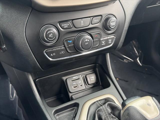 2016 Jeep Cherokee Latitude