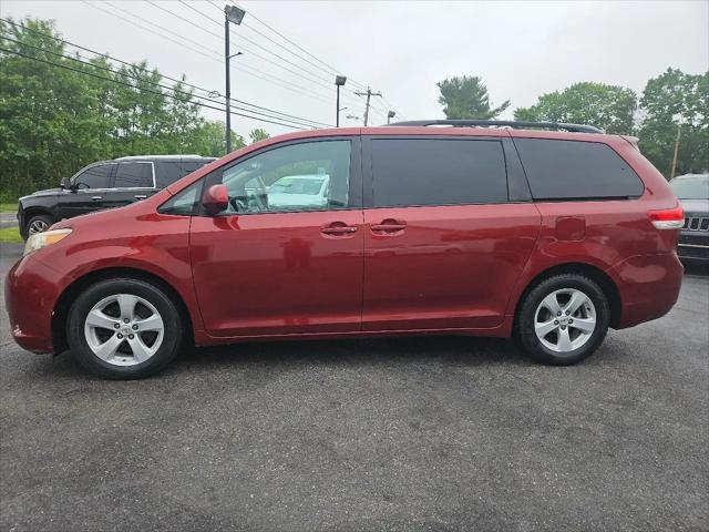 2011 Toyota Sienna LE V6