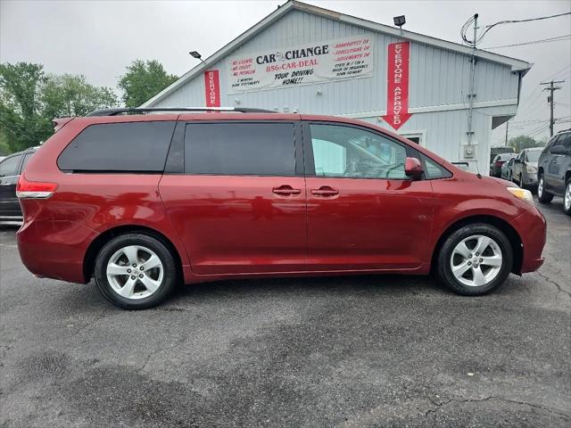 2011 Toyota Sienna LE V6
