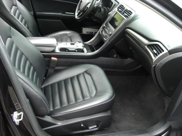 2019 Ford Fusion SEL