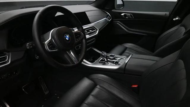 2022 BMW X5 M50i