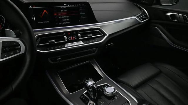2022 BMW X5 M50i