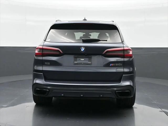 2022 BMW X5 M50i