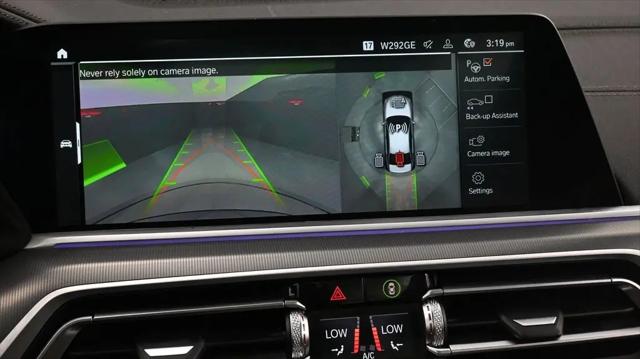 2022 BMW X5 M50i