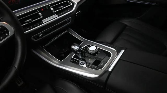 2022 BMW X5 M50i