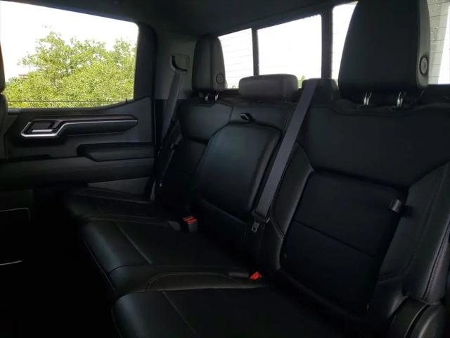 2023 GMC Sierra 1500 4WD Crew Cab Short Box SLT