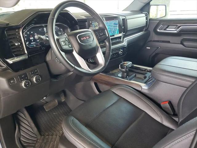 2023 GMC Sierra 1500 4WD Crew Cab Short Box SLT