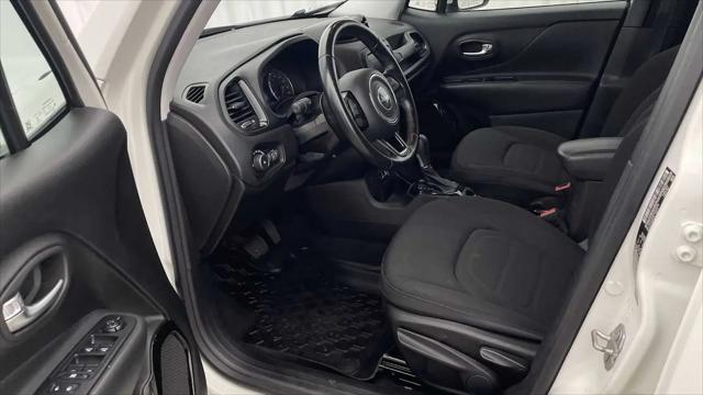2017 Jeep Renegade Altitude FWD