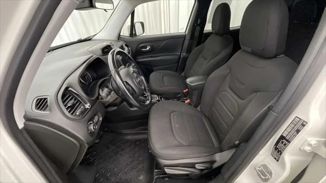 2017 Jeep Renegade Altitude FWD