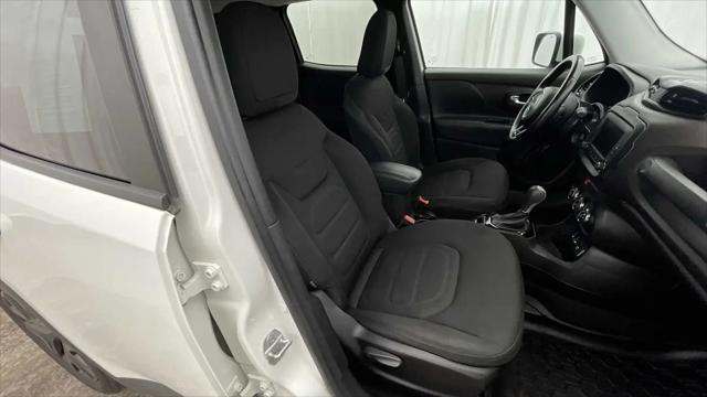 2017 Jeep Renegade Altitude FWD