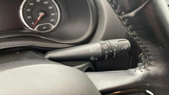 2017 Jeep Renegade Altitude FWD