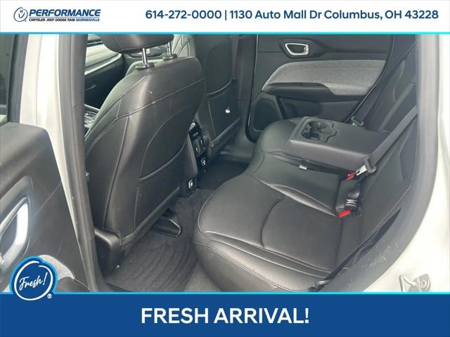 2024 Jeep Compass Latitude Lux FWD