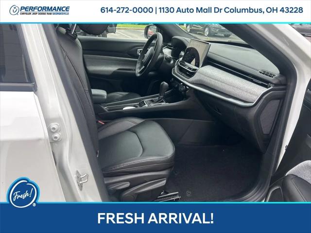 2024 Jeep Compass Latitude Lux FWD