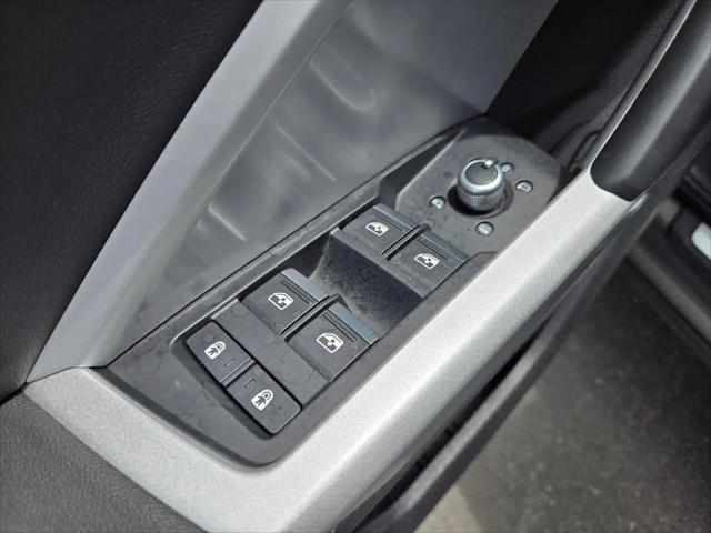 2023 Audi Q3 Premium 45 TFSI S line quattro Tiptronic