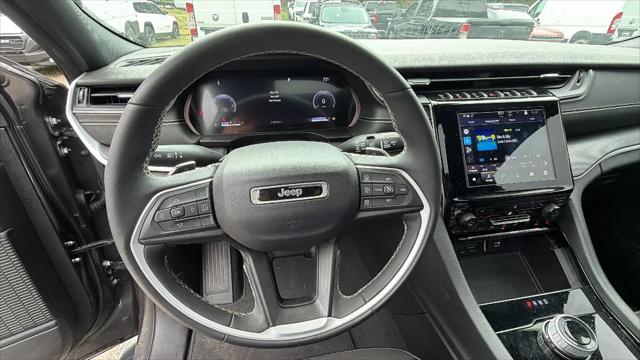 2023 Jeep Grand Cherokee L Altitude 4x4