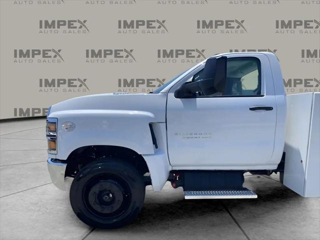 2024 Chevrolet Silverado 6500HD 1WT