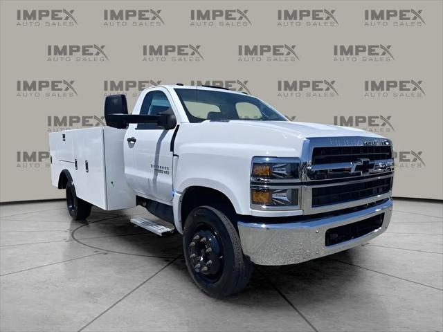 2024 Chevrolet Silverado 6500HD 1WT