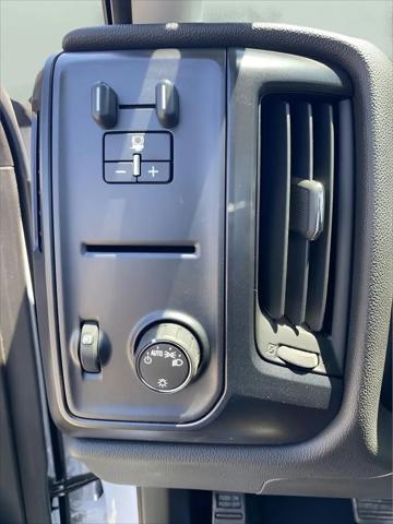 2024 Chevrolet Silverado 6500HD 1WT