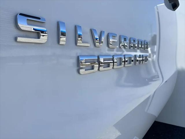 2024 Chevrolet Silverado 6500HD 1WT
