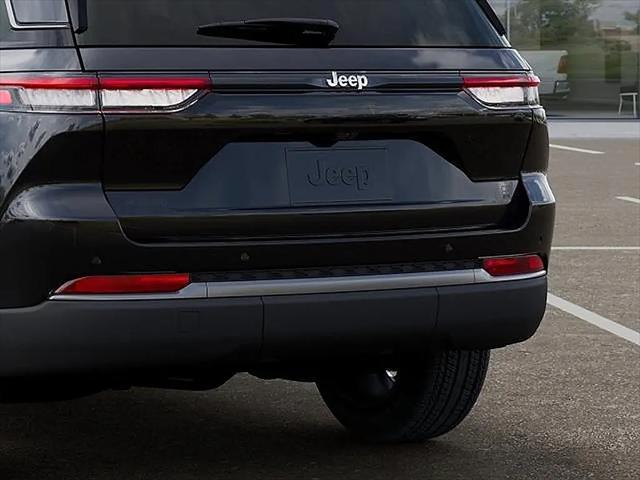 2026 Jeep Grand Cherokee 85th Anniversary Edition