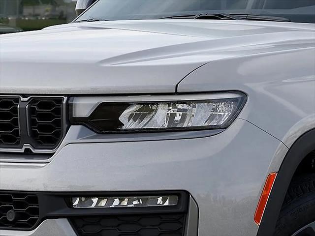 2026 Jeep Grand Cherokee 85th Anniversary Edition