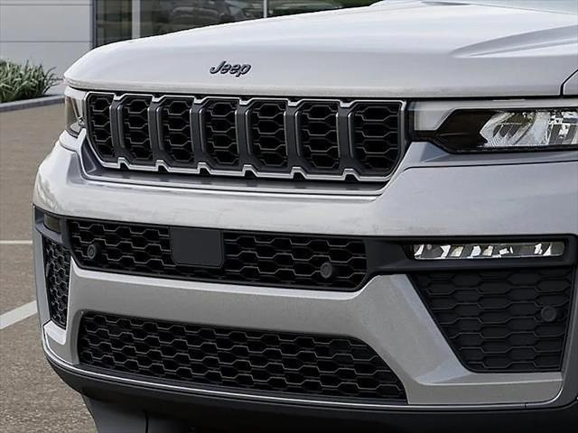 2026 Jeep Grand Cherokee 85th Anniversary Edition