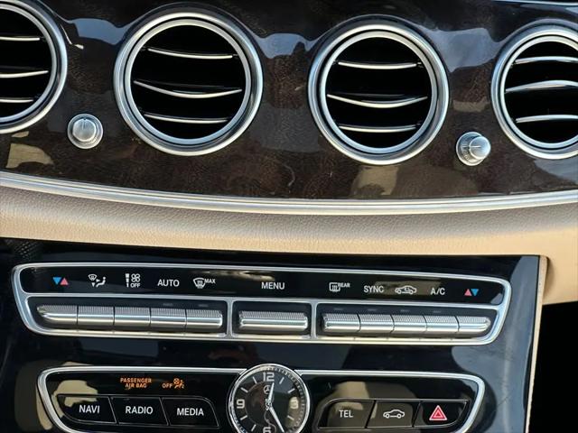 2017 Mercedes-Benz E-CLASS E 300 E 300