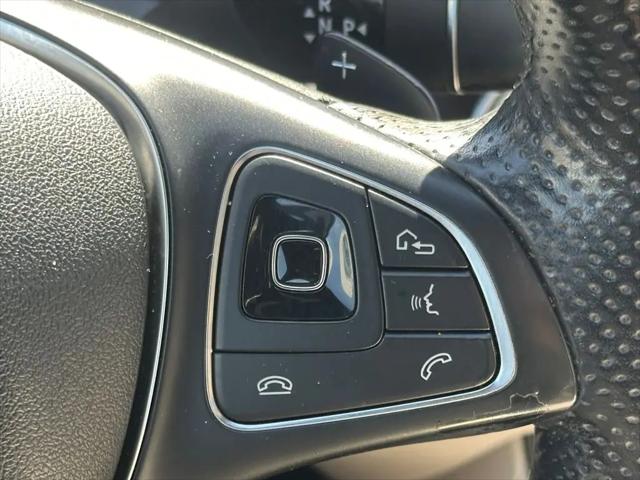 2017 Mercedes-Benz E-CLASS E 300 E 300