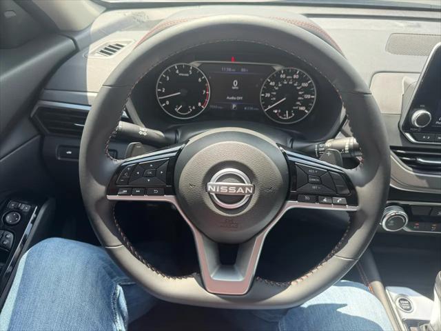 2025 Nissan Altima SR FWD