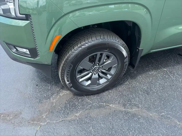 2025 Nissan Frontier Crew Cab SV 4x4
