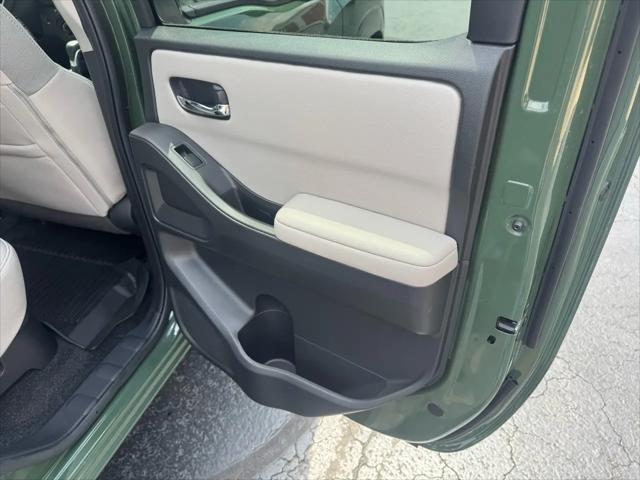 2025 Nissan Frontier Crew Cab SV 4x4