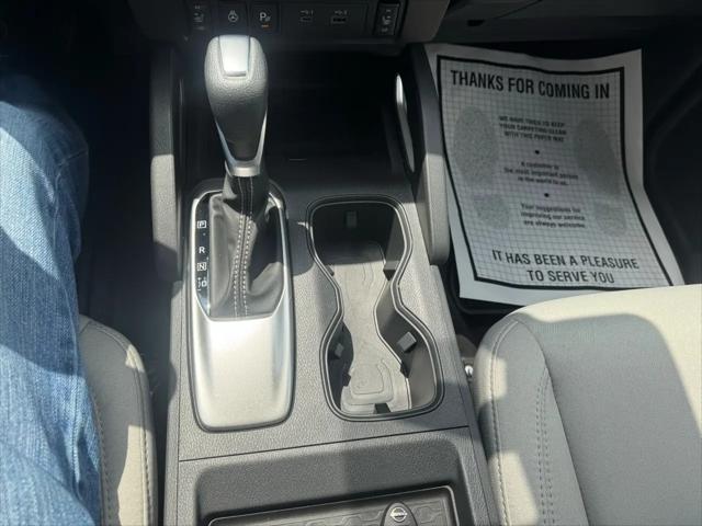 2025 Nissan Frontier Crew Cab SV 4x4