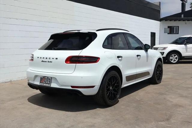 2017 Porsche Macan Turbo
