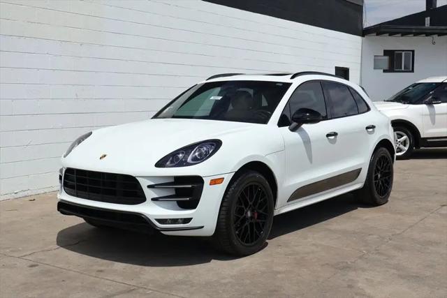 2017 Porsche Macan Turbo