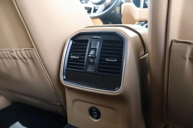 2017 Porsche Macan Turbo