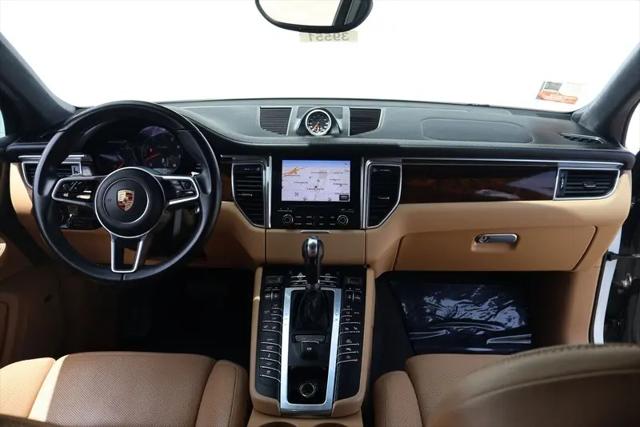 2017 Porsche Macan Turbo